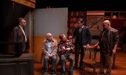 Usta Oyuncular Beylikdüzü Sahnesi’nde